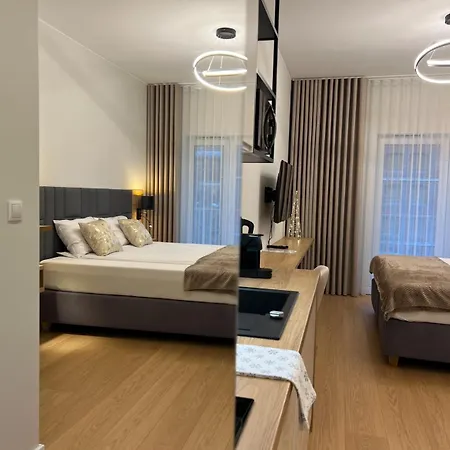 Апартаменты 4u Plac Wolnosci 6