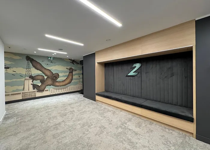 4u Plac Wolnosci 6 *