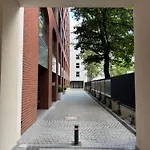 4u Plac Wolnosci 6 *