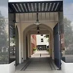 4u Plac Wolnosci 6 アパート *