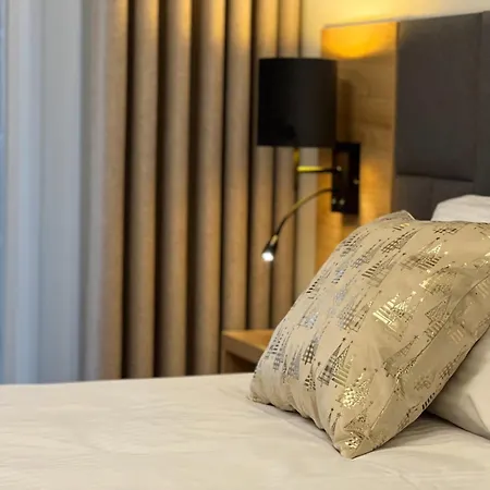 4u Plac Wolnosci 6 Poznań