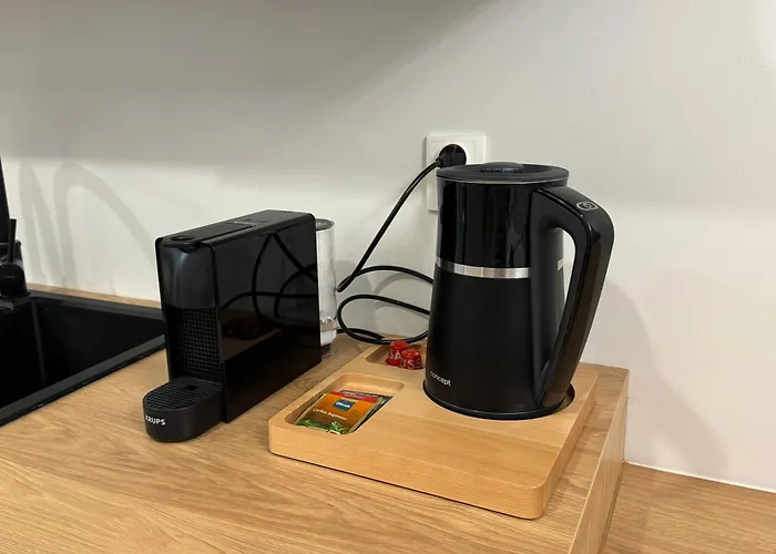 4u Plac Wolnosci 6 *